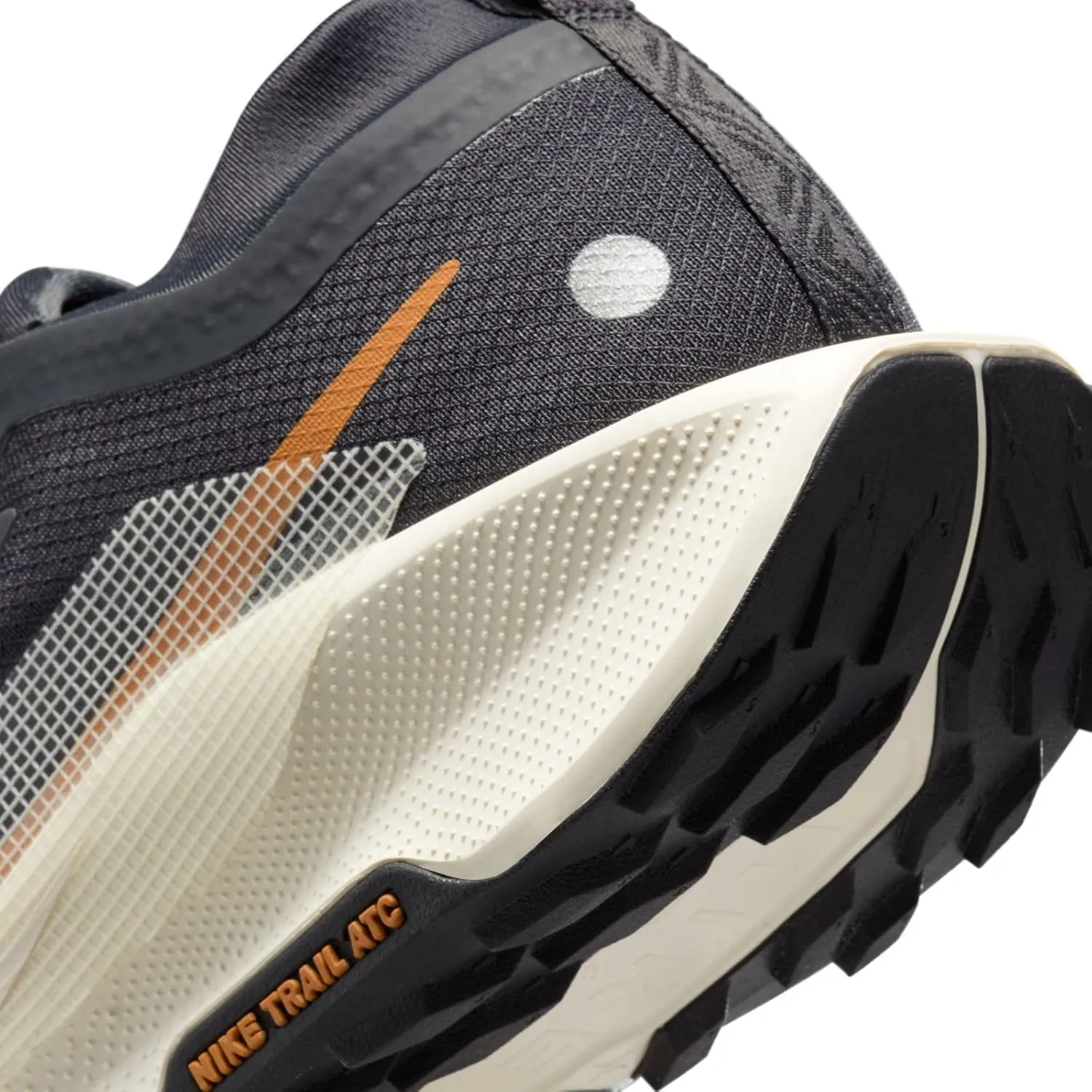 Nike Pegasus Trail 5 GORE-TEX Men's Waterproof Trail Running Shoes